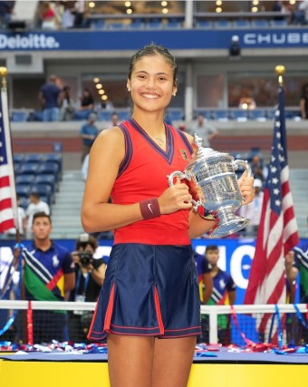 2021 US OPEN Tennis 여자 단식 우승 Emma Raducanu.jpg